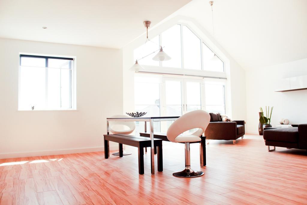 Lux Apartment Bangor  Phòng bức ảnh